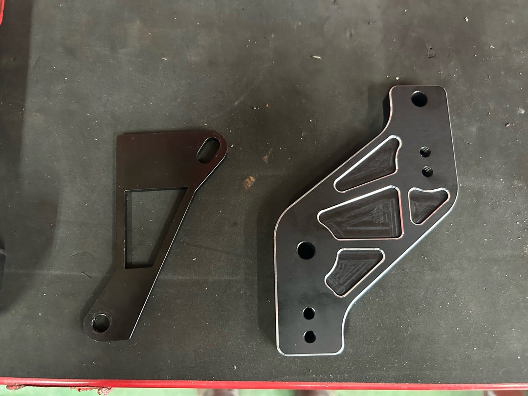 大人気商品！！86アクセルペダルスペーサー取り付け！ | 風間ｼｬﾁｮｰのブログ