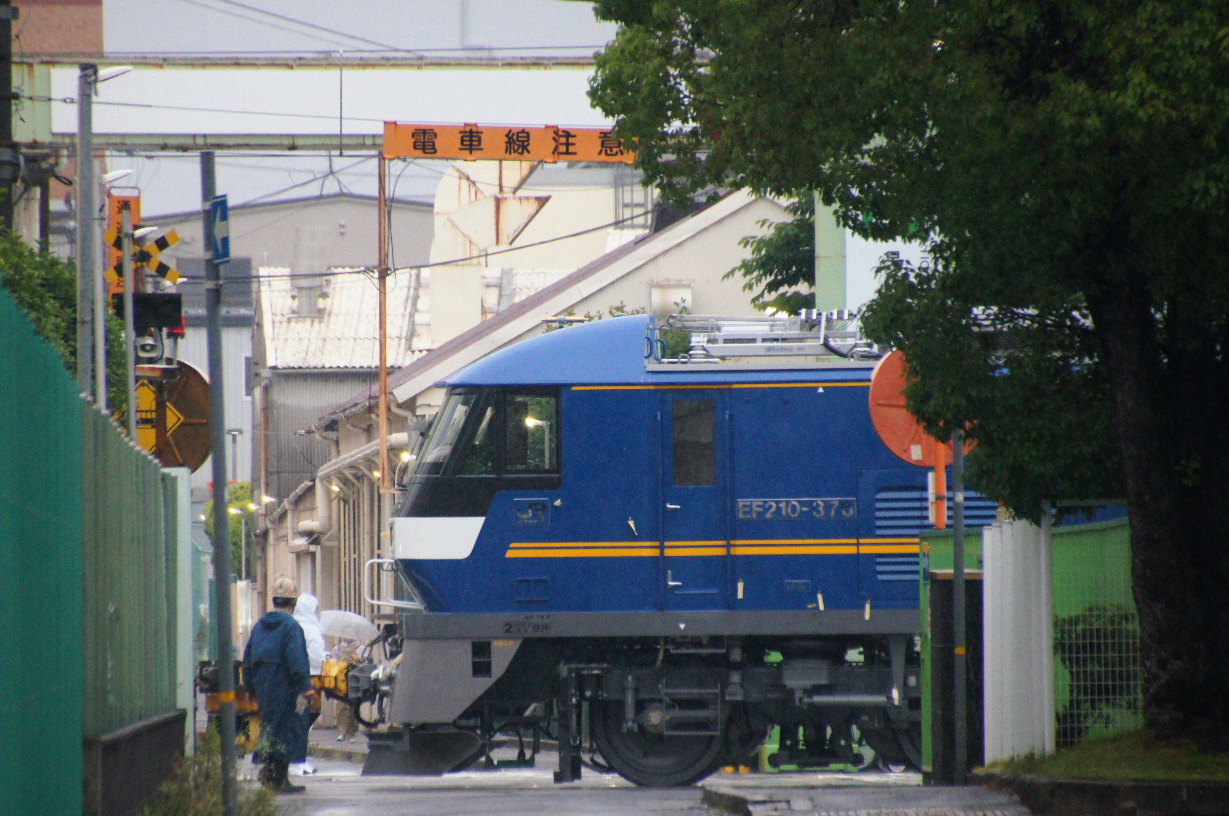 押太郎の矢印は何？ の横でやっと「G13」編成が整った雨の火曜日