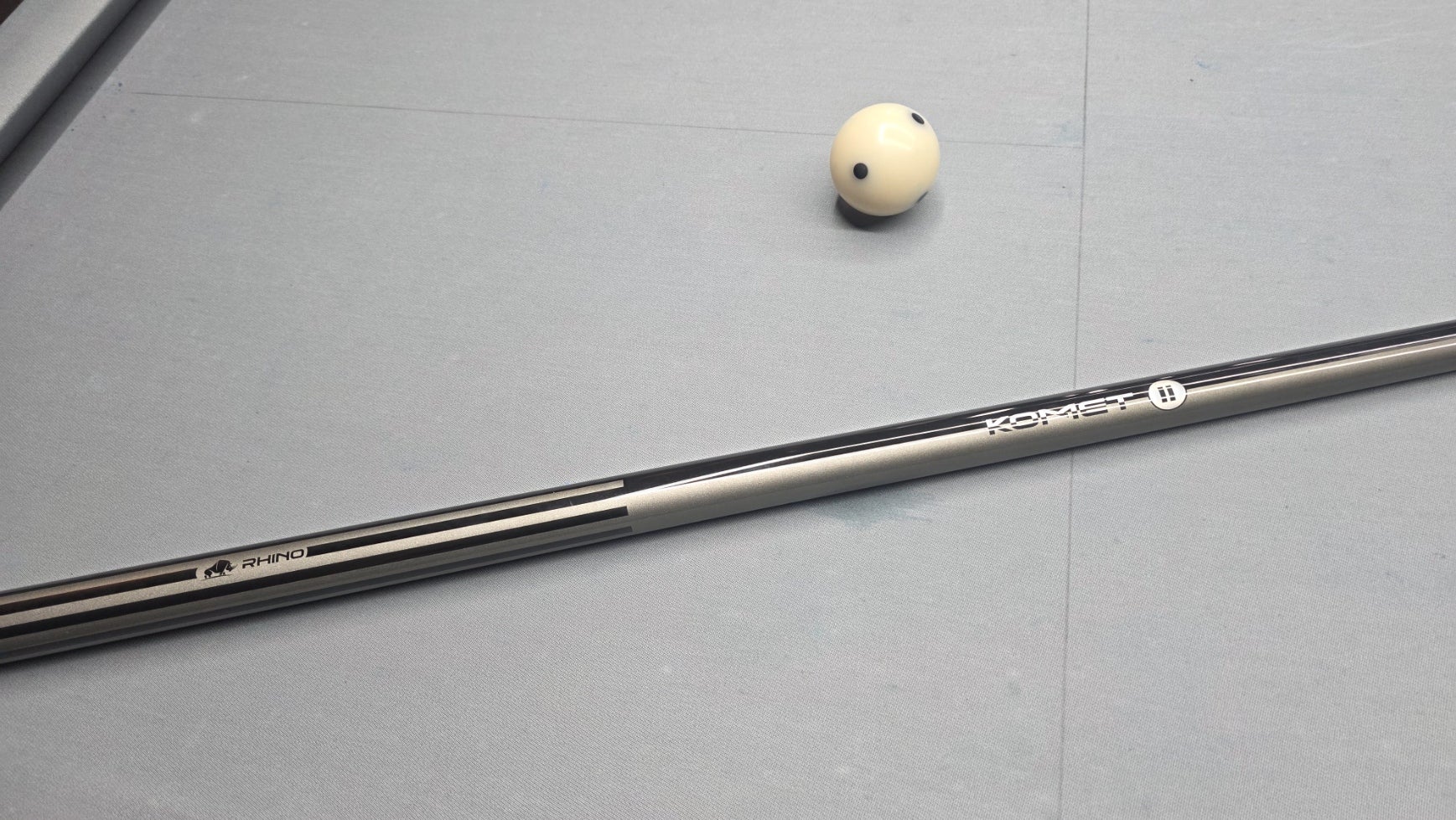 ビ*君様 RHINO ビリヤード用カーボンシャフト 5/16-14山 パイロテッ ビ