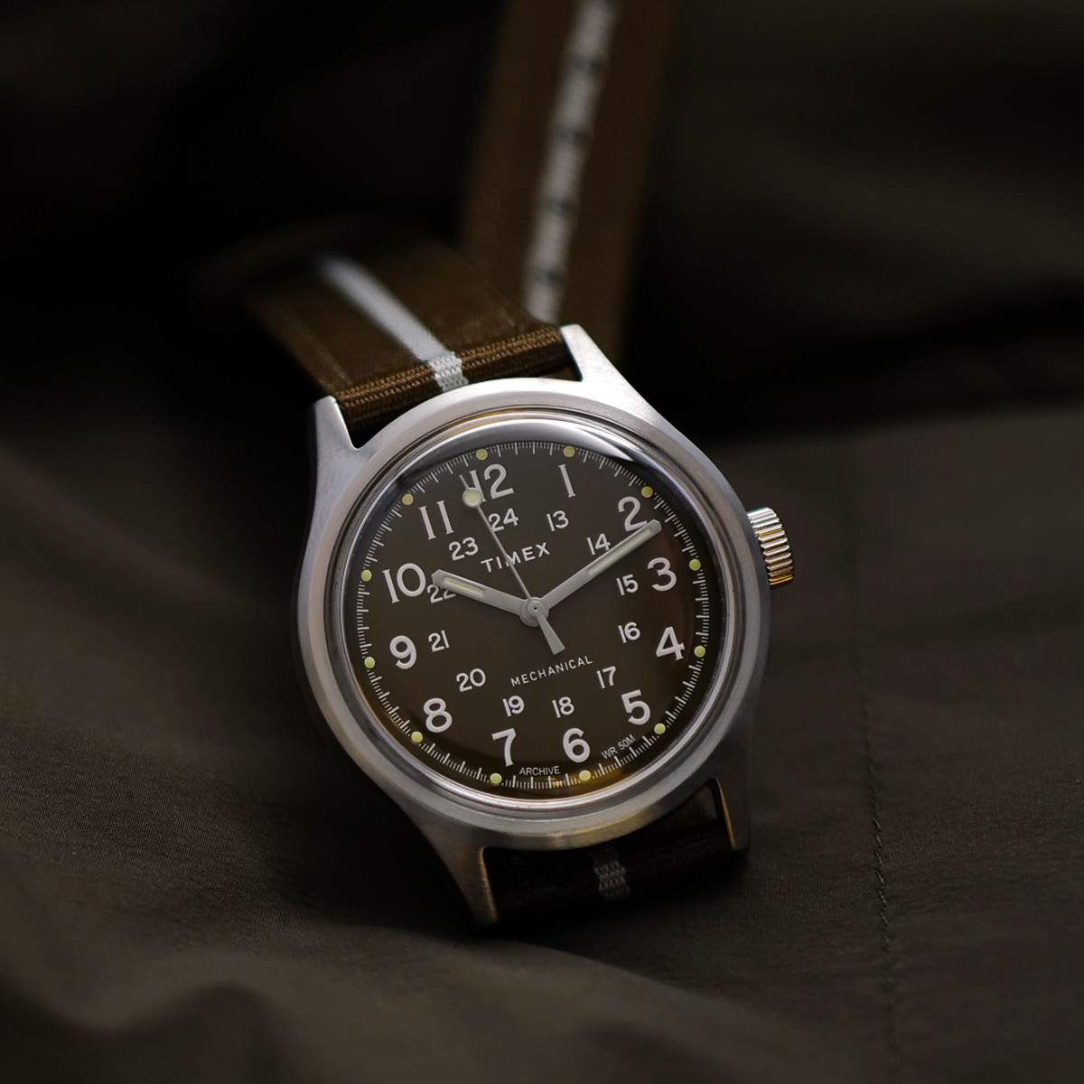 TIMEXの傑作「MK1 メカニカル」のデザインを踏襲した復刻モデルが2年