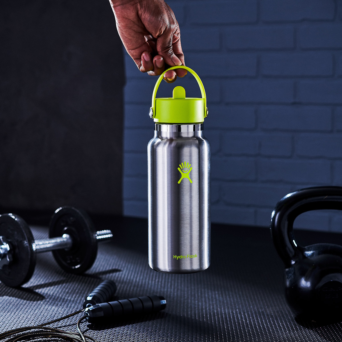 無垢ステンレス×ネオンカラーのコンビがおしゃれなハイドロフラスク