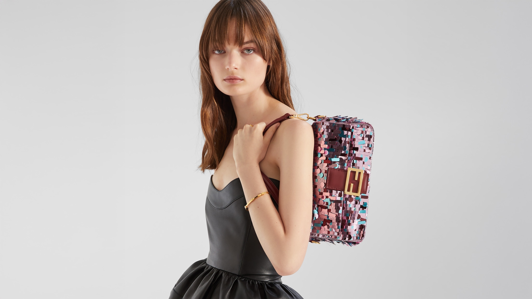 FENDIフェンディ サンバイザー FENDIフェンディ サンバイザー Fendi FF