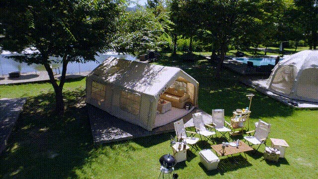 設営するだけでキャンプがグランピング体験に「coodyエアテント10.0