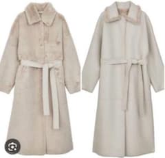 いちご様 AMERI MANY WAY FAKE BOA COAT - メルカリ