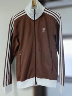 adidas ブラウン ベッケンバウアー M 美品 IY9879 - メルカリ