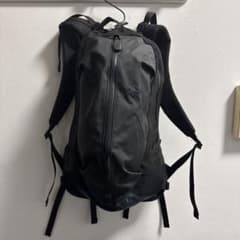 ARC'TERYX アロー22 バックパック ※左ワイヤー破損 - メルカリ