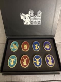 ポケモン イーブイフレンズ ピンバッジコレクション ロンドン自然史