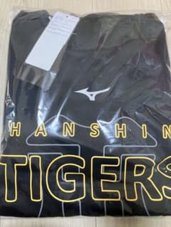 新品未開封 阪神タイガース ミズノ レプリカパーカー ブラック Oサイズ