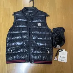 MONCLER ブラック ダウンベストYAEL GILET 収納袋付き - メルカリ