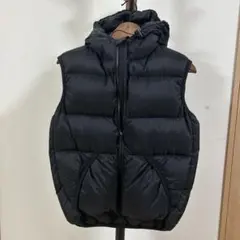 2026年最新】feathered friends ダウンベストの人気アイテム - メルカリ