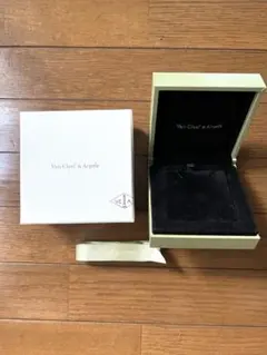 2026年最新】ヴァンクリ 空箱 ネックレスの人気アイテム - メルカリ