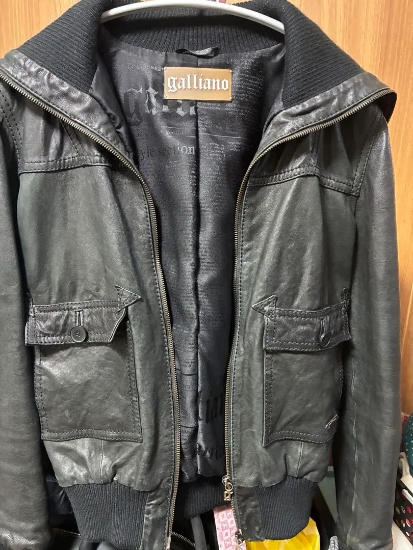 2026年最新】JOHN GALLIANO レザージャケット・ライダースの人気