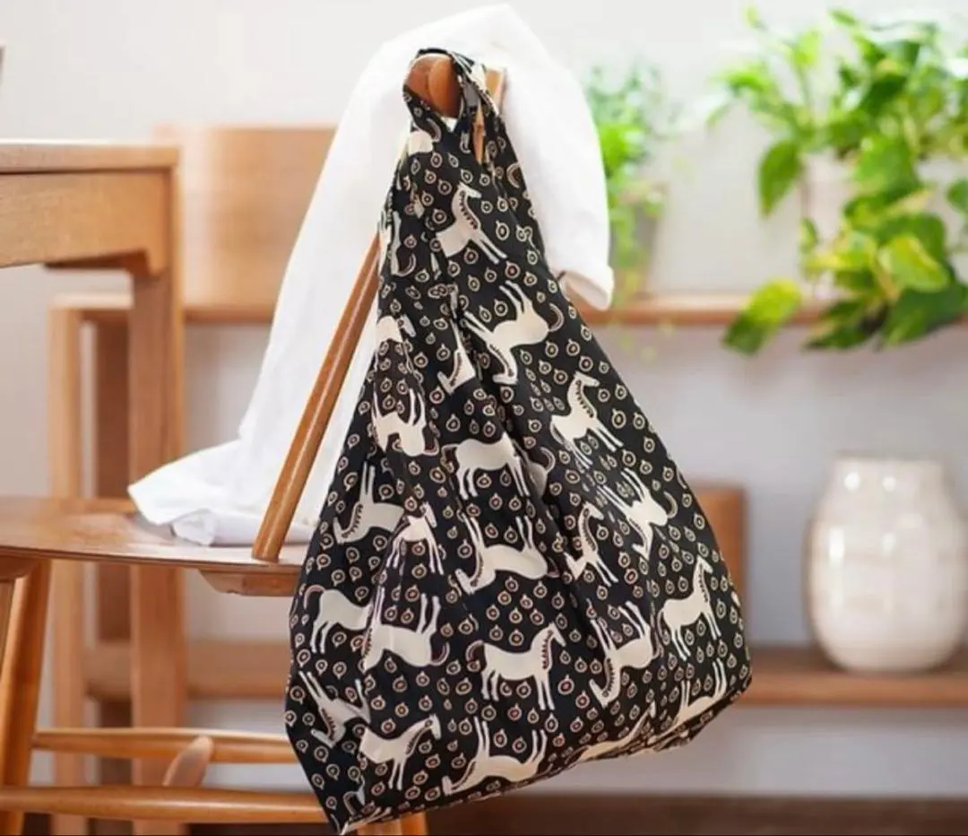 2026年最新】マリメッコ エコバッグ 馬の人気アイテム - メルカリ