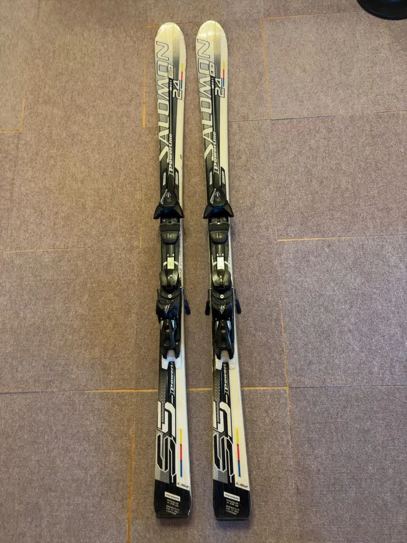 2026年最新】salomon powerline スキーの人気アイテム - メルカリ