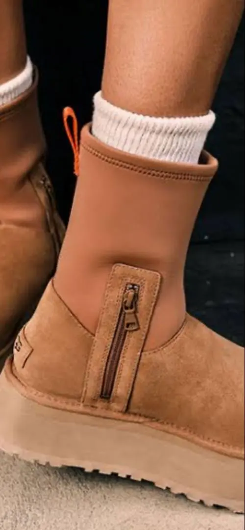 2026年最新】UGG アグ tazzlita chestnutの人気アイテム - メルカリ