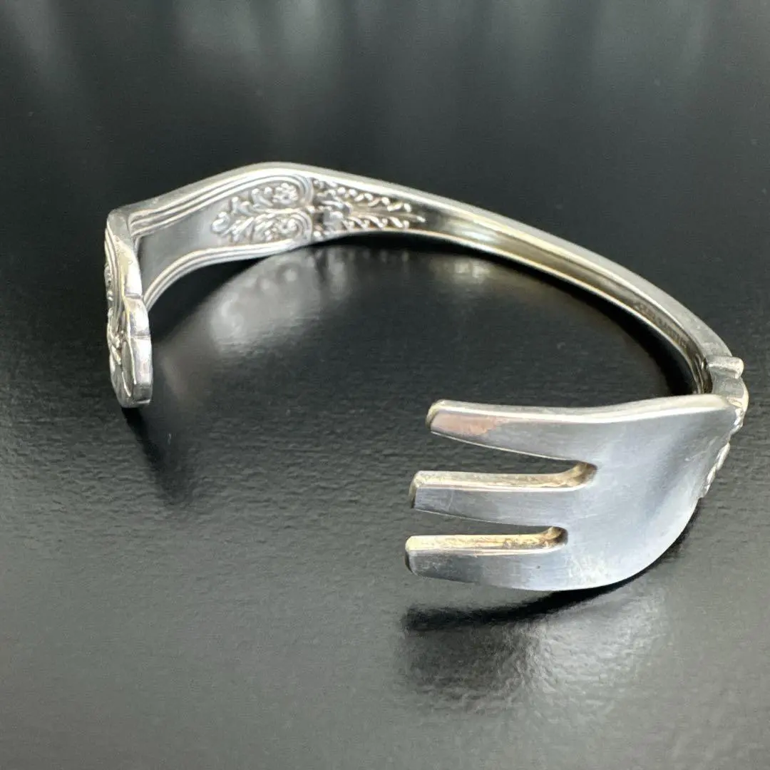 2026年最新】tiffany フォーク バングルの人気アイテム - メルカリ