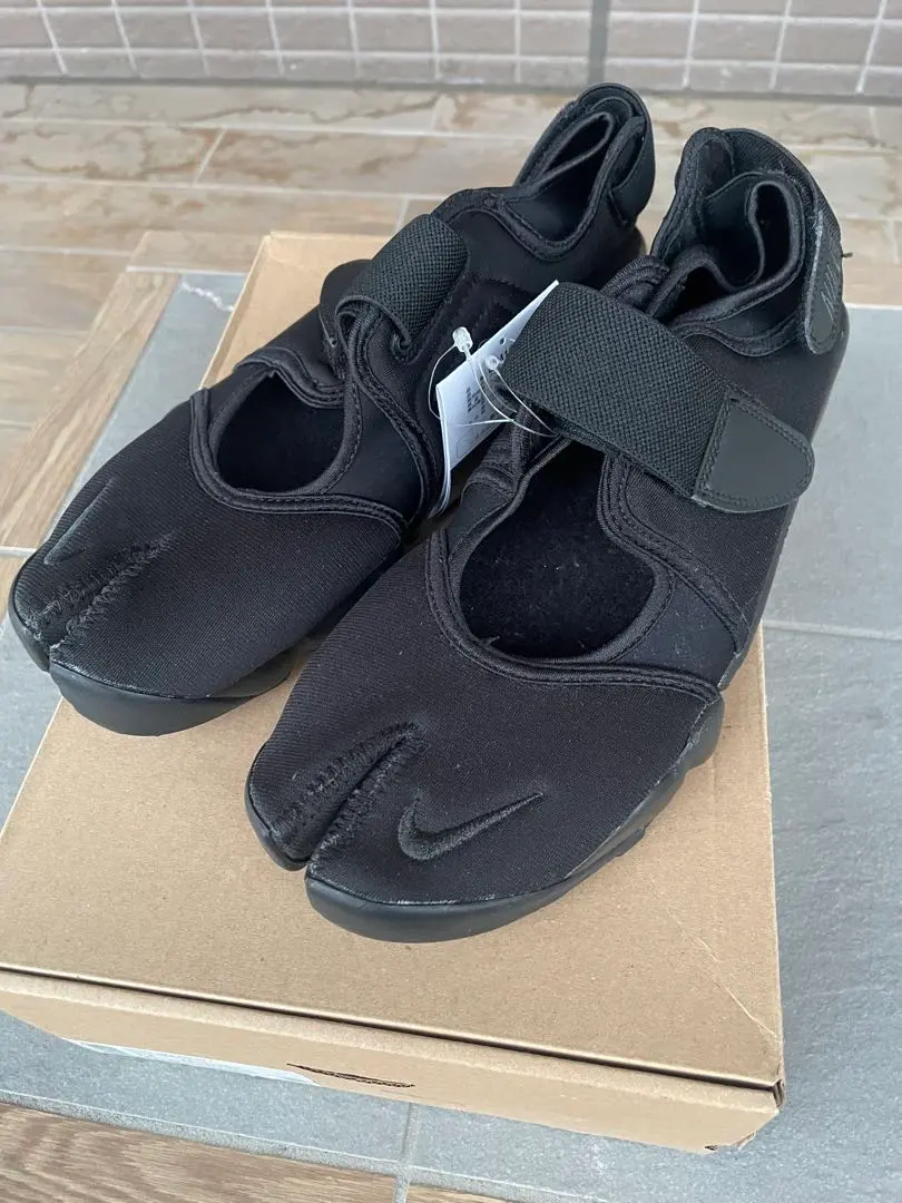 2026年最新】エアリフト オールブラックの人気アイテム - メルカリ