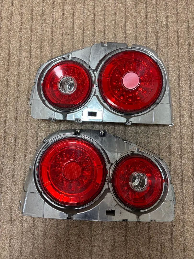 2026年最新】V37スカイライン テールランプの人気アイテム - メルカリ