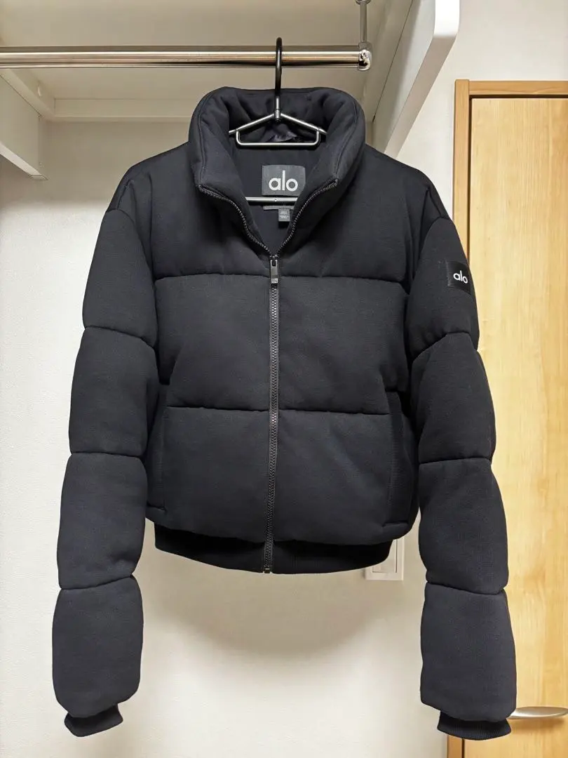 2026年最新】ALO Yoga ダウンジャケットの人気アイテム - メルカリ