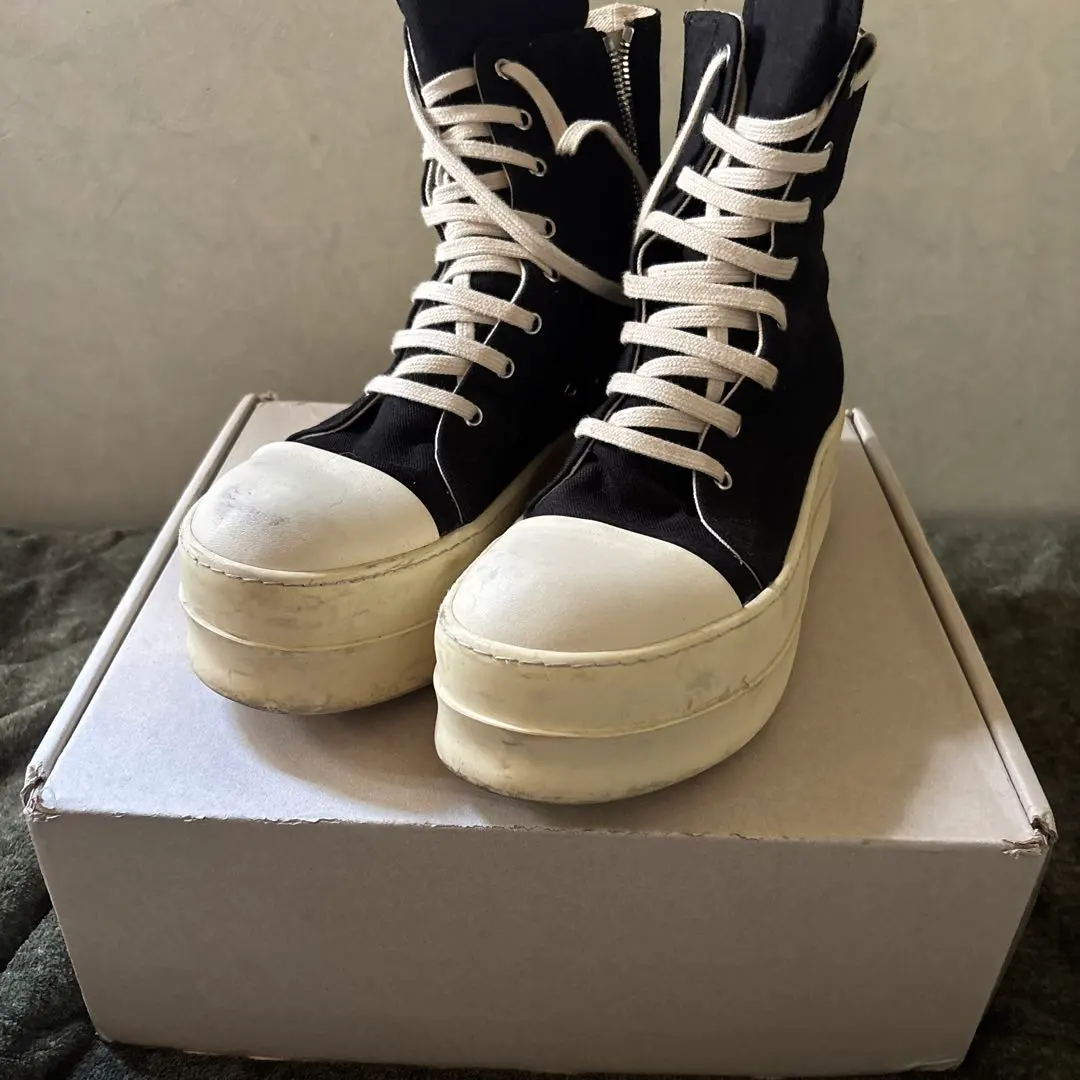 2026年最新】rick owens ダブルバンパーの人気アイテム - メルカリ