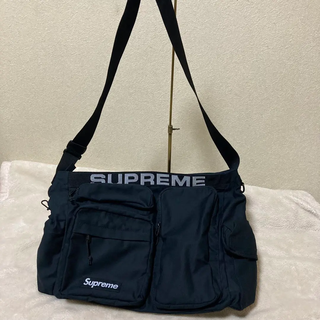 2026年最新】supreme field messenger bagの人気アイテム - メルカリ