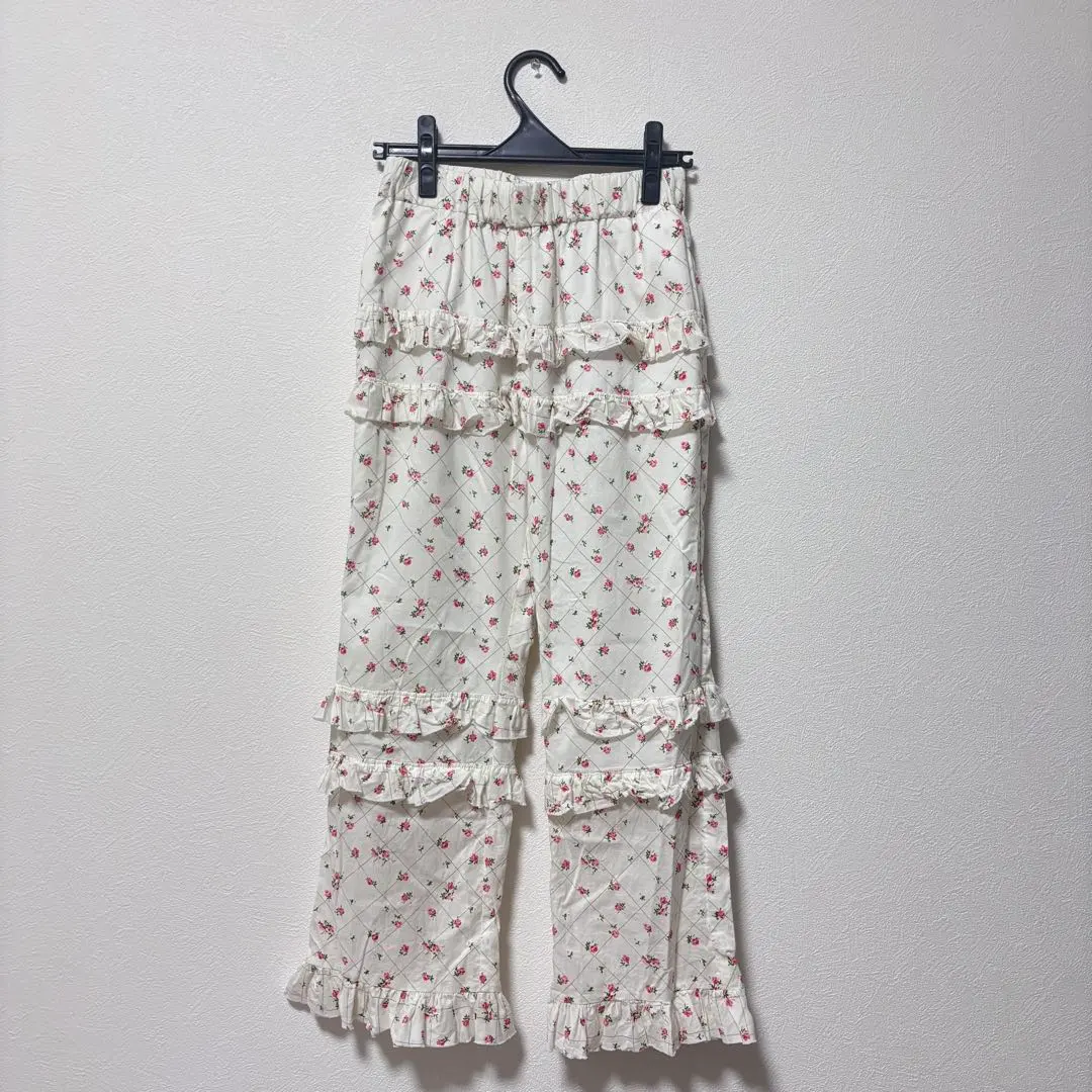 2026年最新】ロドリリオン フリルパンツの人気アイテム - メルカリ