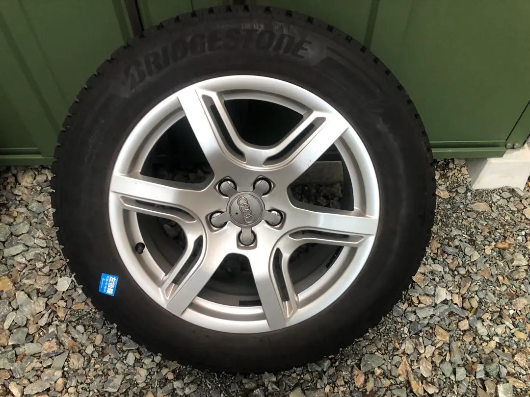 2026年最新】q5 スタッドレス 純正の人気アイテム - メルカリ