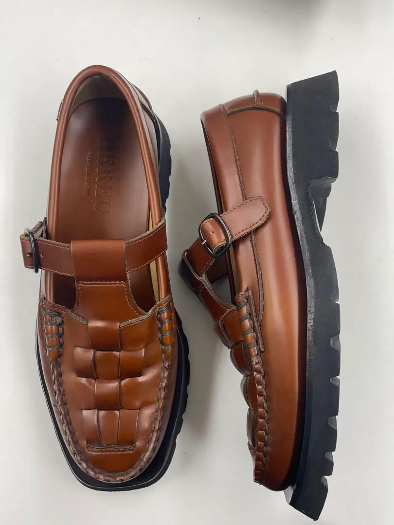 2026年最新】hereu サンダルの人気アイテム - メルカリ