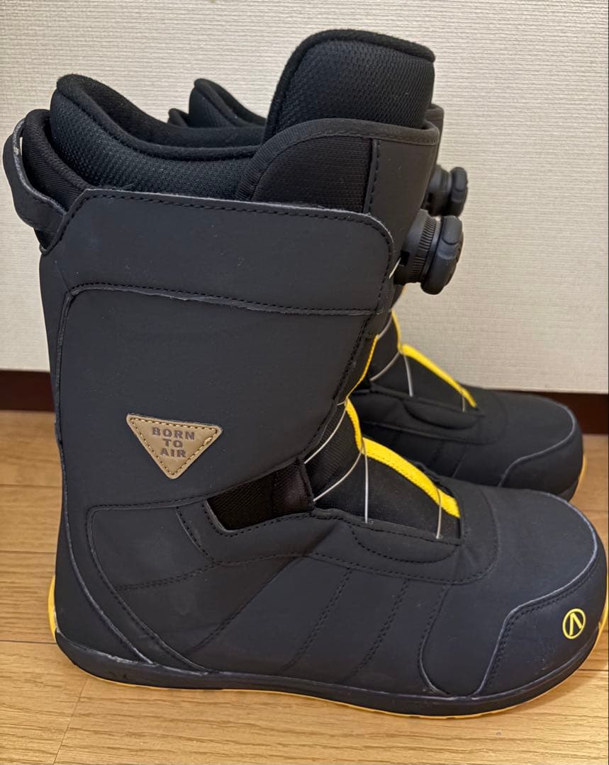 AIRBORNE（ARBN）スノーボードブーツ 28.5cm 美品 使用少なめ