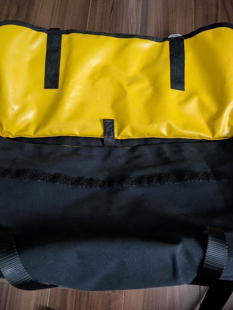 DE MARTINI 3602 メッセンジャーバッグ ブラック - メルカリ