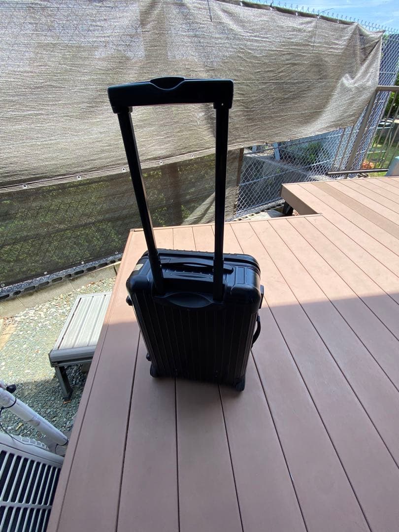 リモワ希少2輪機内持ち込みマットブラック難あり