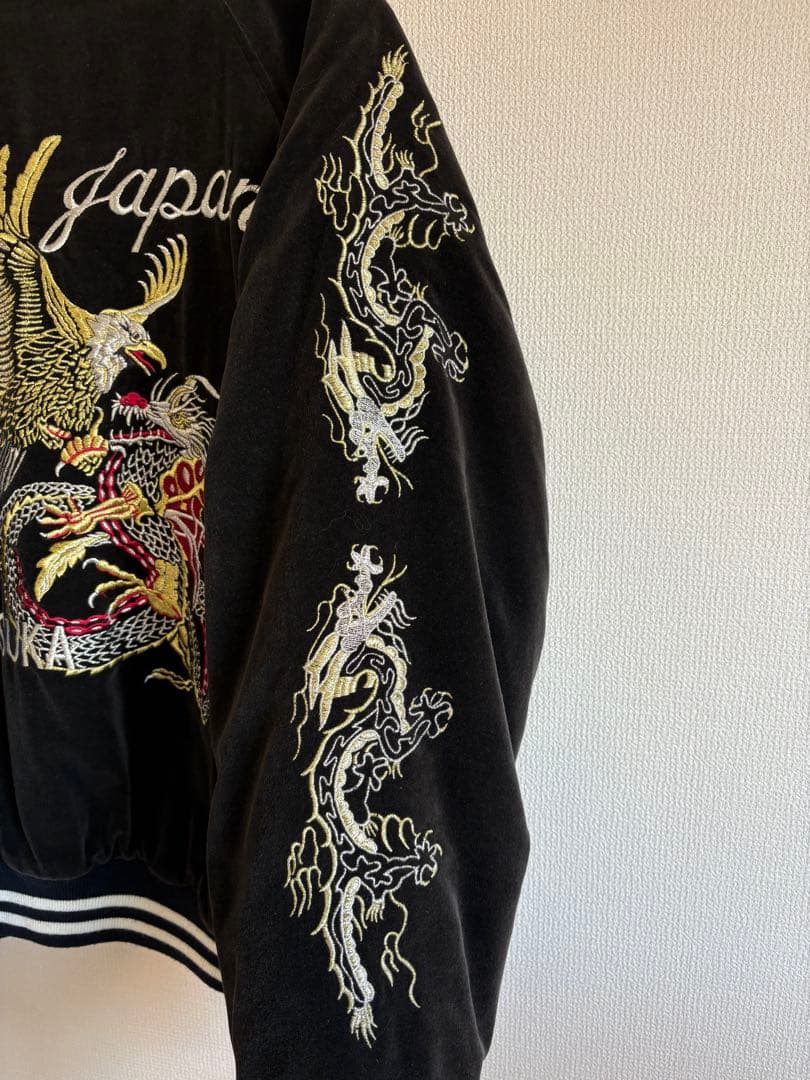 古着】ベロア スカジャン / 鷹 ドラゴン刺繍 - メルカリ