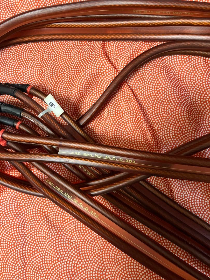 スピーカーケーブル　van den hul M.C.D 352 ペアセット Van Den Hul The D-352 Hybrid Speaker Cable - Custom Length