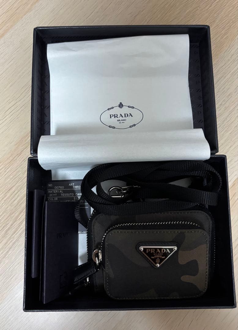 PRADA ミニショルダーバッグ・財布 プラダ ショルダーバッグ 財布ショルダー ミニバッグ チェーン