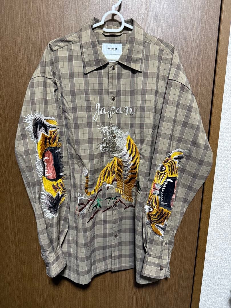 ダブレット　20ss タイガーシャツ NIKE ACG WIZARD ISLAND CRATER LAKE GRAPHIC SS TEE SHIRT [DA4859