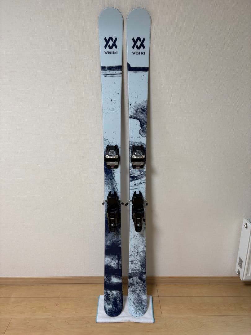 【値下げ】フォルクル VOLKL REVOLT95 スキーセット スクワイア11 VOLKL（フォルクル） VOLKL REVOLT 95+XPRESS 10 ワンタッチ調整