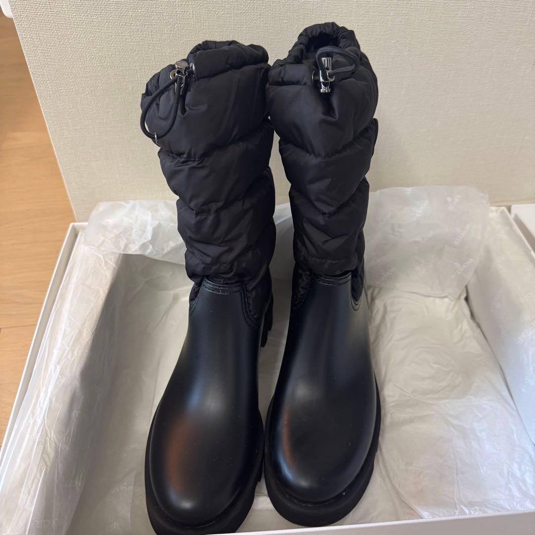 らぶりさま専用 モンクレール GINETTE STIVALE ダウンブーツ - メルカリ