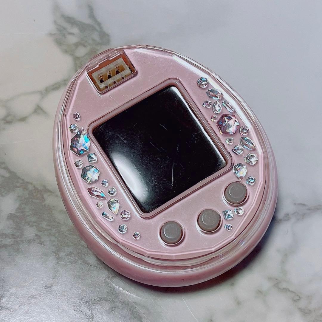 たまごっちピース ピンク たまデコピアス ラブメロver. セット - メルカリ