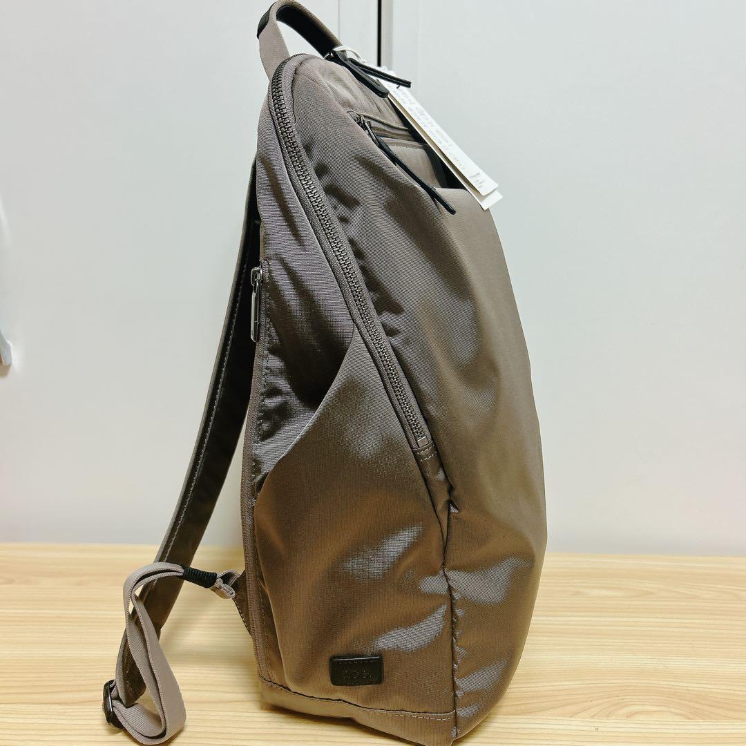 ACE ルフィラ A4 リュック グレージュ