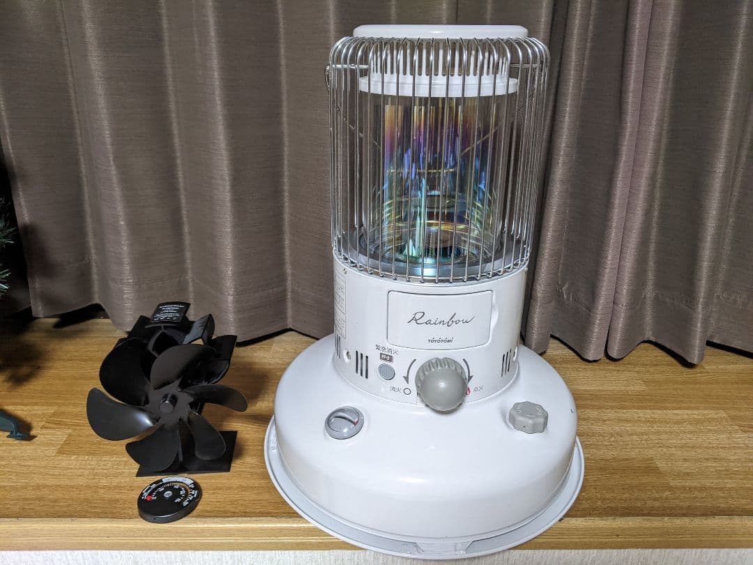 トヨトミ レインボー RB-25M ストーブ 2022年製 ホワイト ファン付き RB-G2524 | 暖房製品 | トヨトミ-TOYOTOMI 公式サイト