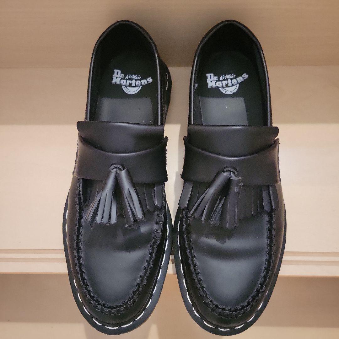 【日本限定】Dr. Martensエイドリアンフリンジローファー白ステッチ革靴 ADRIAN ホワイト ステッチ ローファー