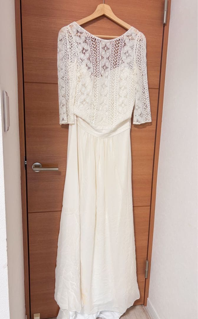 ウェディングドレス 背中開き レース ホワイト ロールドサガザン palma