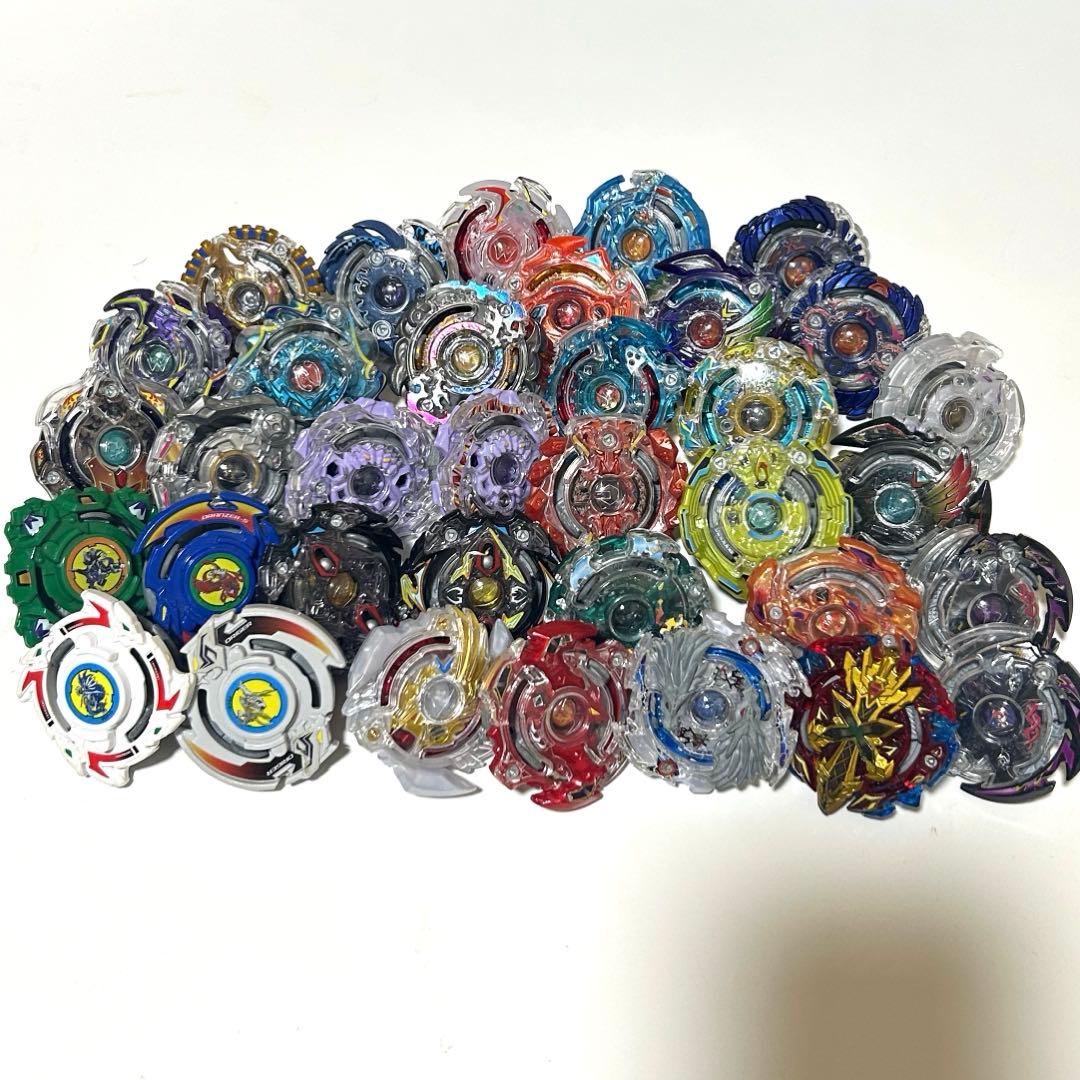 ベイブレードバースト デュアルレイヤー まとめ売り 37個 ベイブレードバースト デュアルレイヤー まとめ売り 37個 ベイブレード