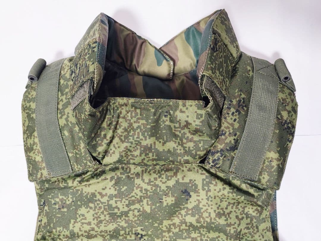 直送品】 ロシア軍 6b23 ボディーアーマー セット デジタルフローラ