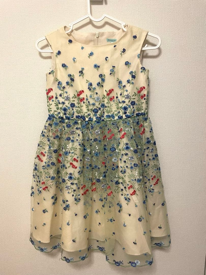 TOCCA BAMBINI ドレス ワンピース 130 花柄刺繍 - メルカリ