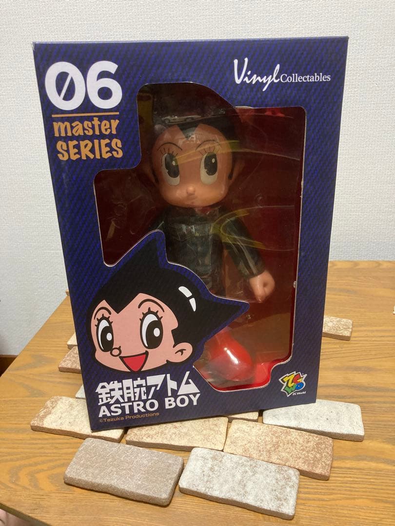 ZCW 鉄腕アトムフィギュア 鉄腕アトム ホワイトフィギュア (28cm) | 鉄腕アトム エディション