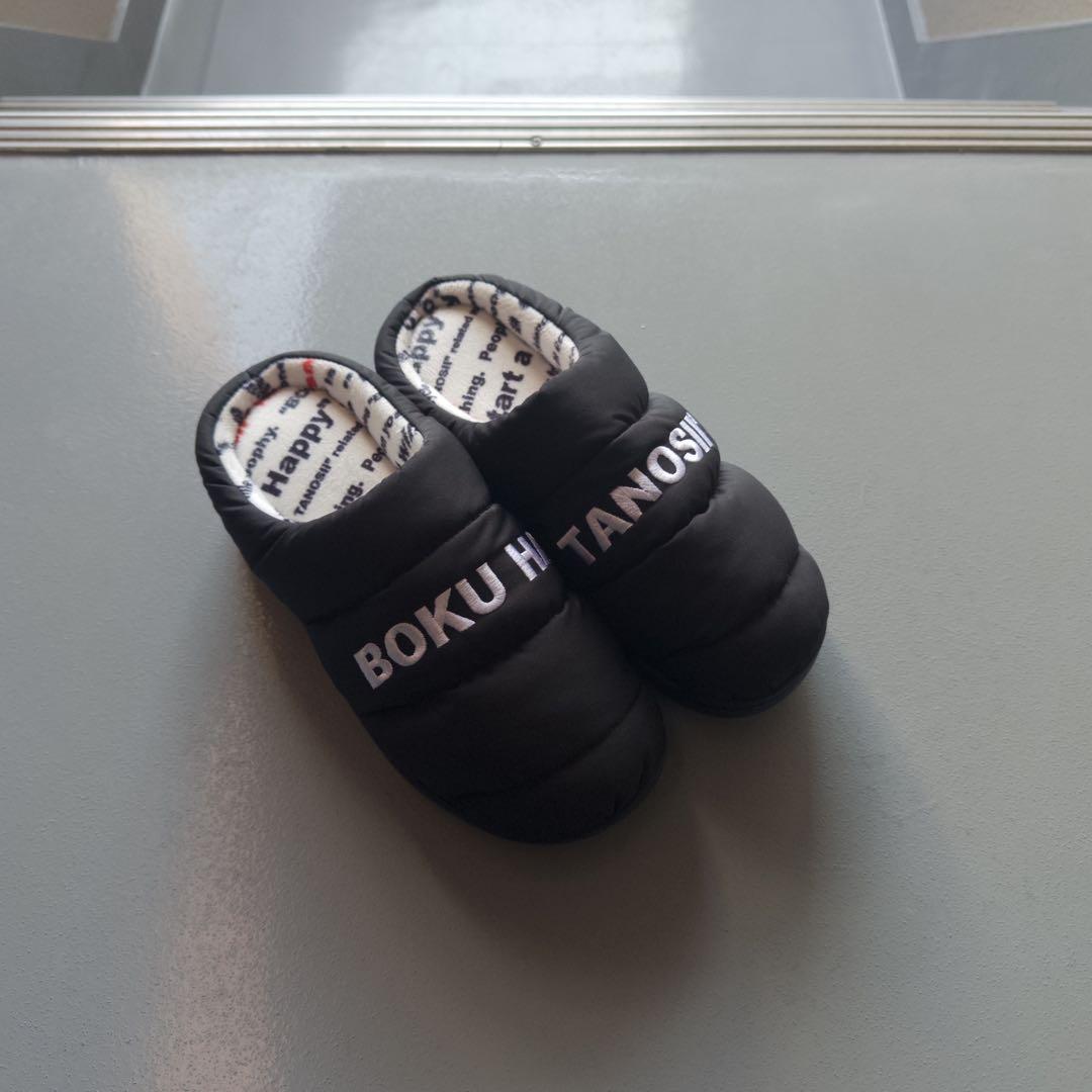 BOKU HA TANOSHII SUBU BLK 1番 SUBU x BOKU HA TANOSII ボクタノパフサンダル BLACK – SUBU ONLINE STORE