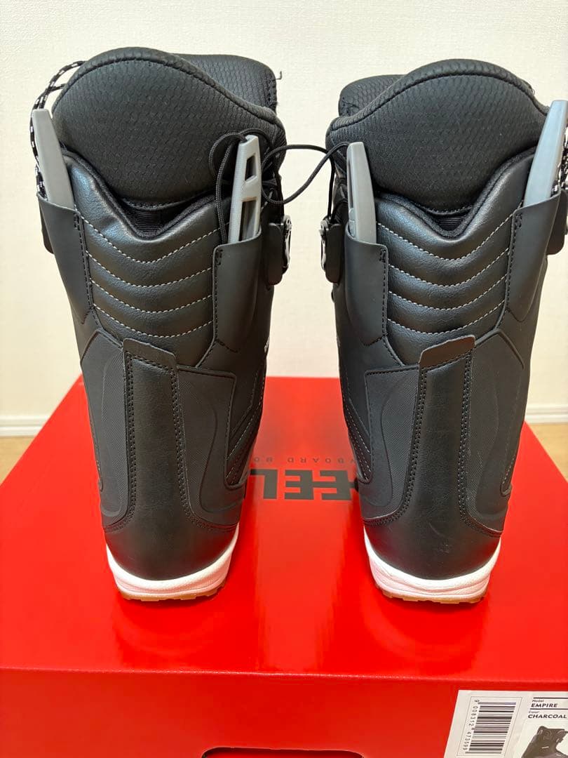 ディーラックス　エンパイヤ　27.5cm 24-25モデル　箱あり