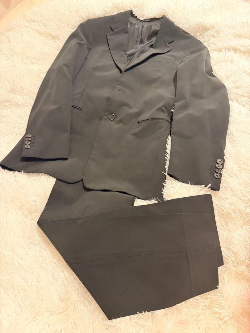 本日最終日！【美品】PRADA ダークグレー シングルボタン スーツ おまけ付き 本日最終日！【美品】PRADA ダークグレー シングルボタン スーツ