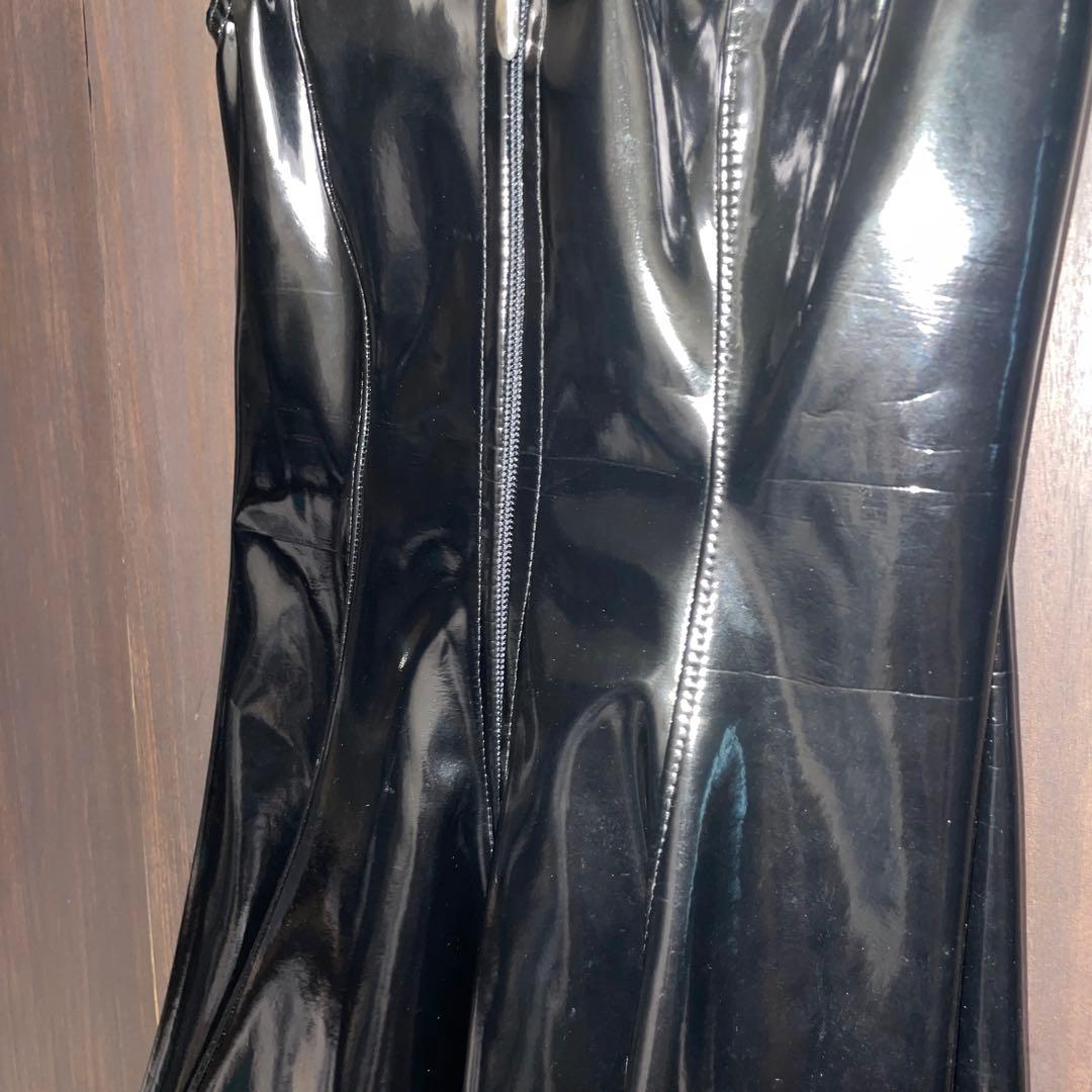 アフィックスパラパラ エナメルワンピース・レッグカバー・Tバック